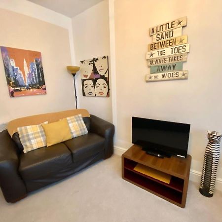 Blackpool Abode - The Buttercup Suite Bagian luar foto